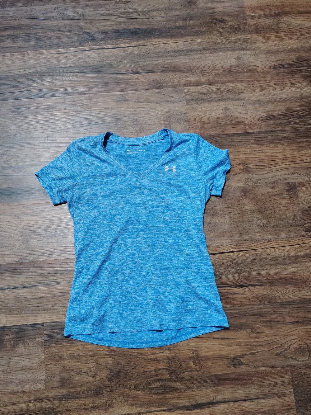 Under Armour Women’s Heathered Light Blue V-Neck Performance Tee Size Small